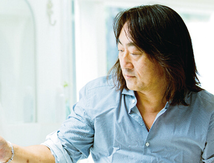 メイクアップアーティスト中嶋竜司